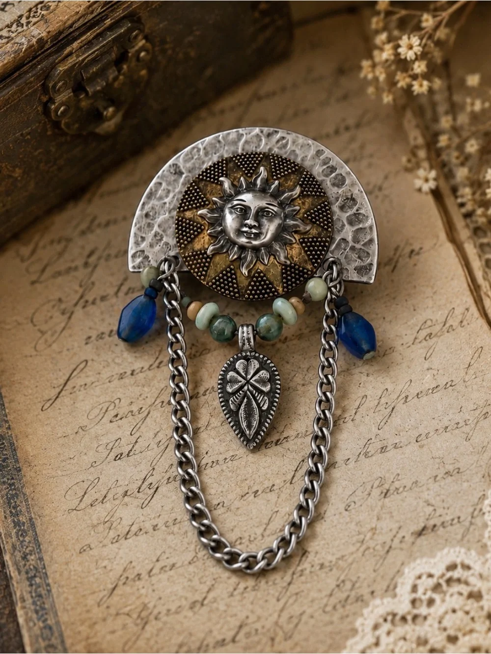 Cara‎ Stimmel Vintage Celestial Sun Face Brooch Hammered Metal Chain Dangle 3